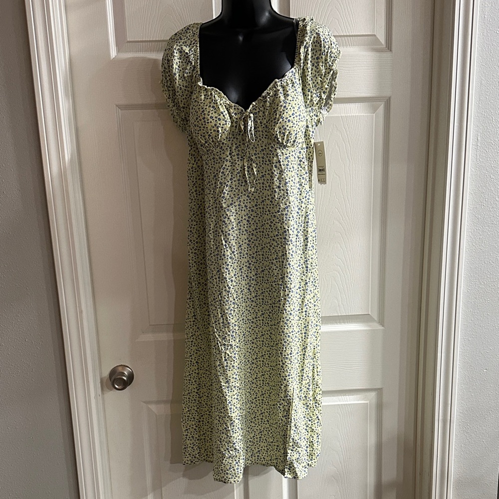 Floral Midi Dress with Puff Sleeves